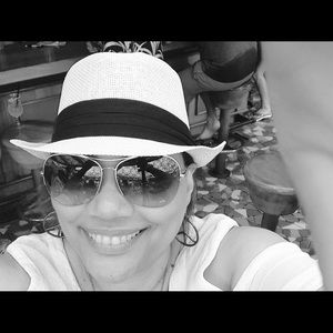 Meet your Posher, Kimberly